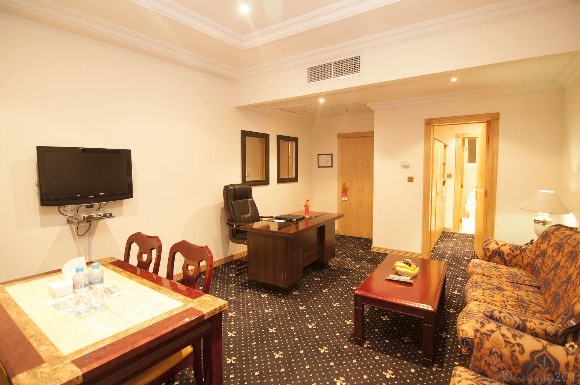 Cayam Hotel Doha Exterior foto